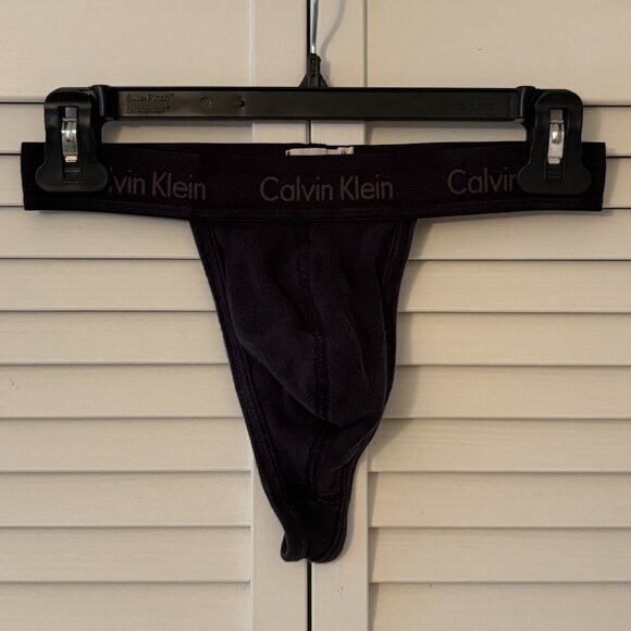 Rare! Calvin Klein Thong - Picture 1 of 2